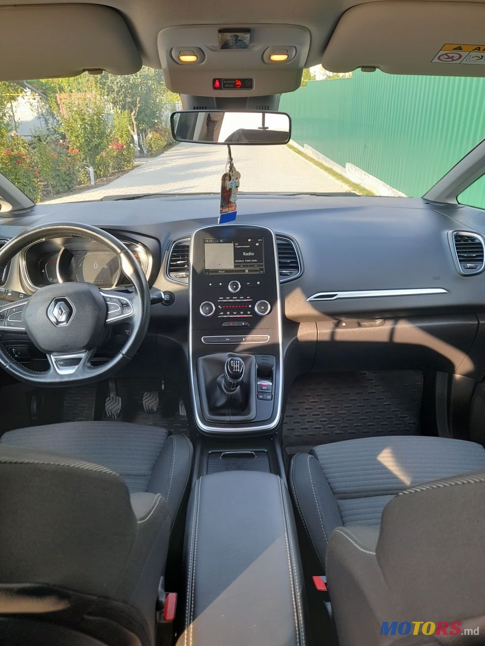 2017' Renault Scenic photo #5