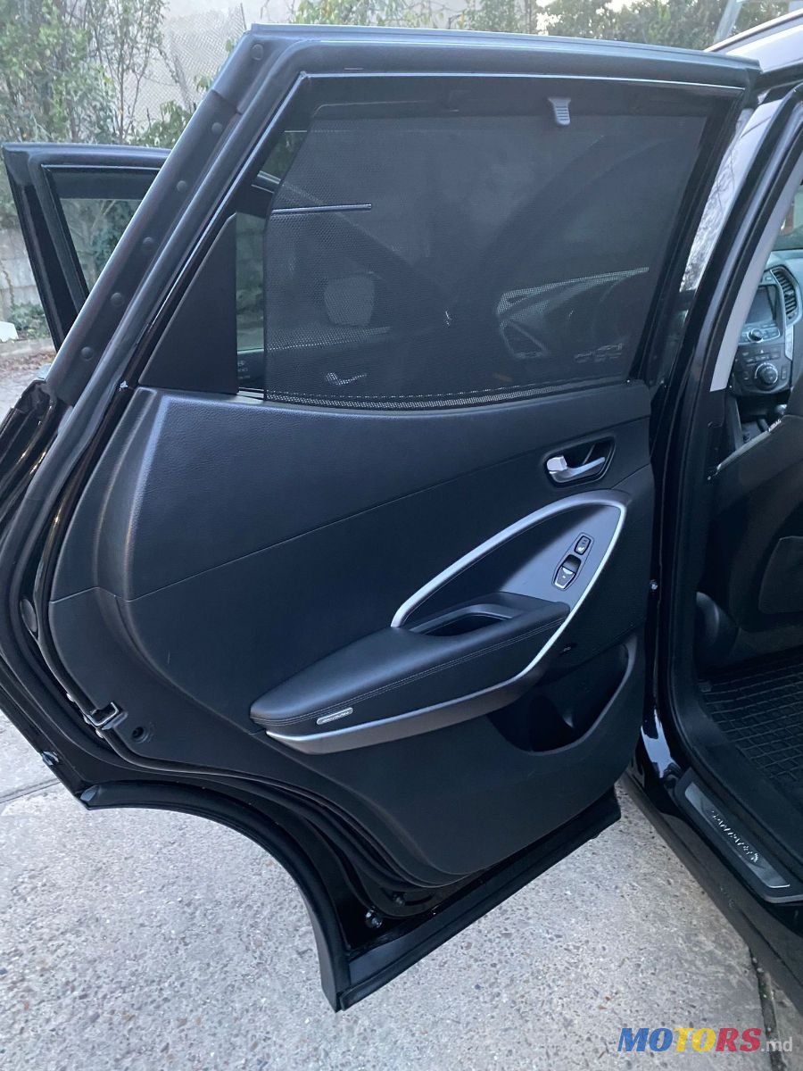 2014' Hyundai Santa Fe photo #6