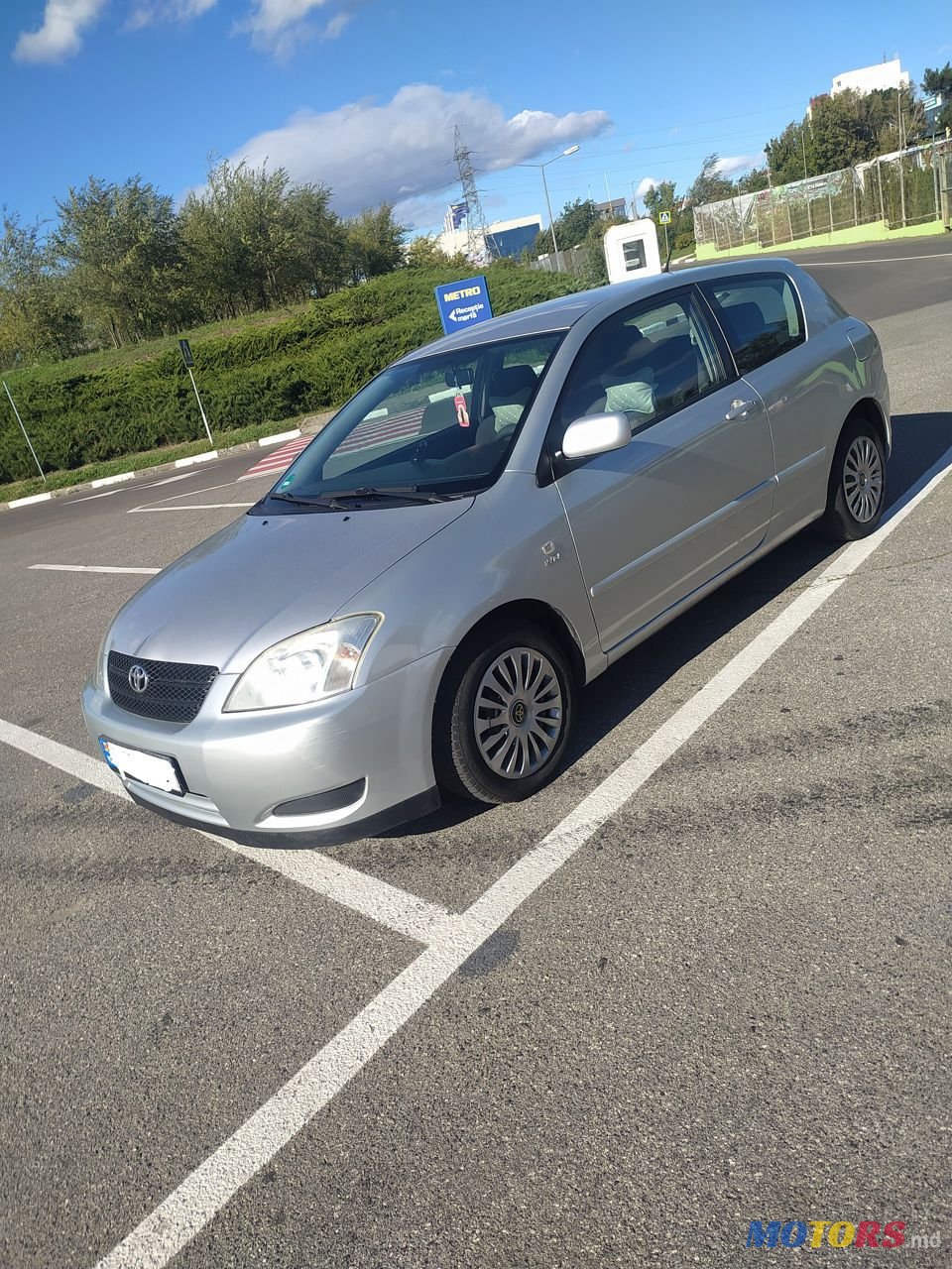 2004' Toyota Corolla photo #2