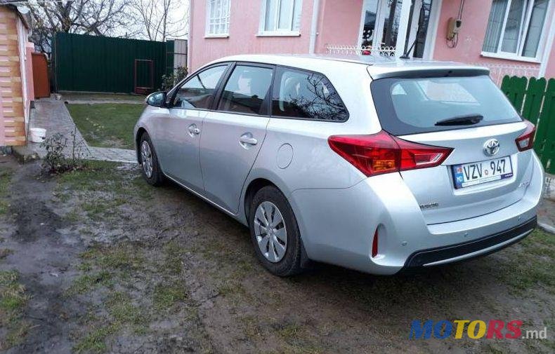 2015' Toyota Auris photo #5