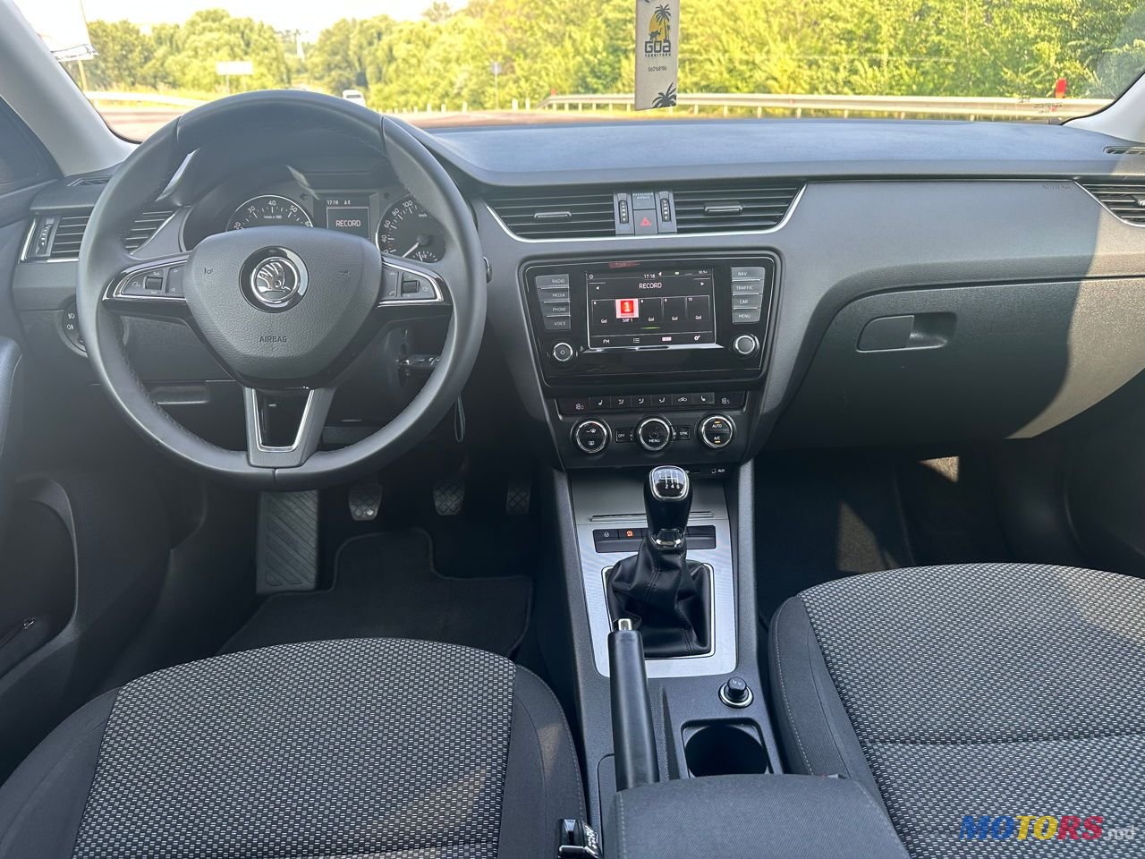 2015' Skoda Octavia photo #5