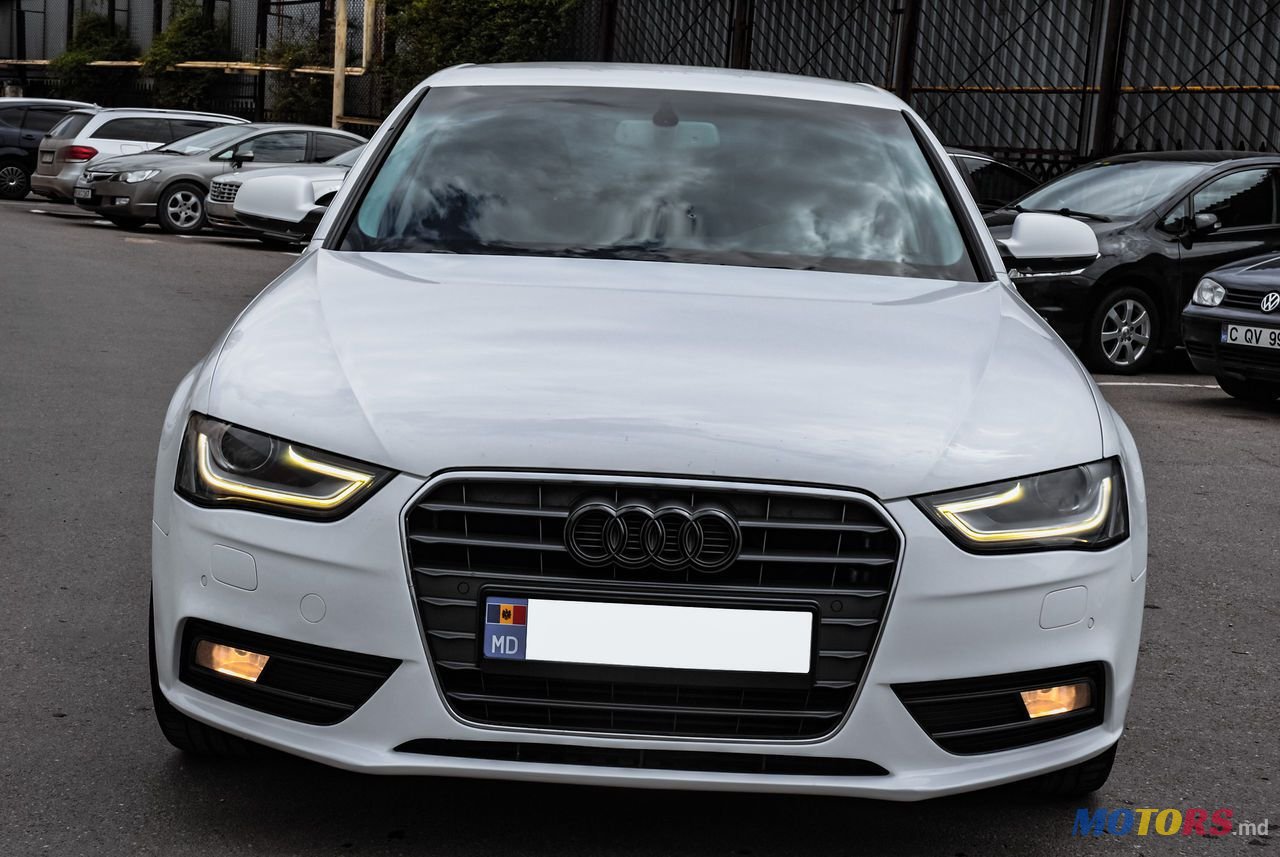 2012' Audi A4 photo #1