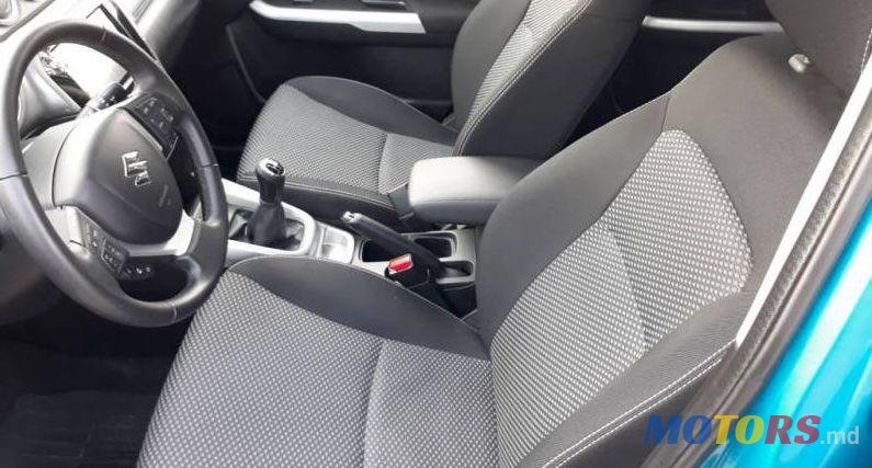 2016' Suzuki Vitara photo #2