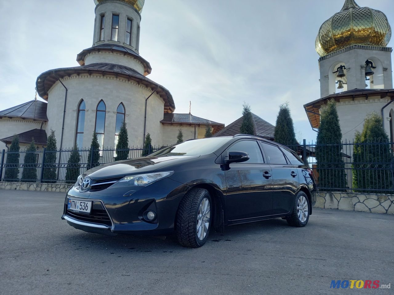 2014' Toyota Auris photo #4