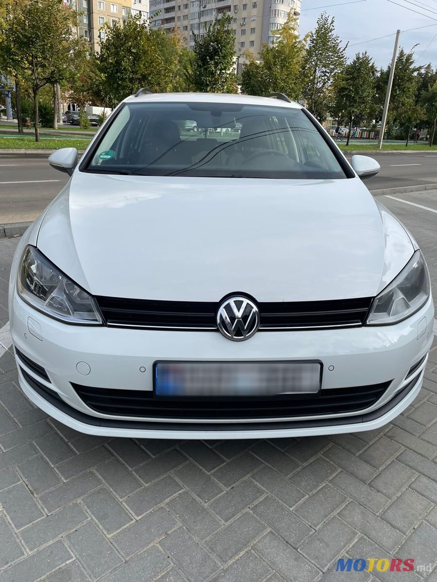 2014' Volkswagen Golf photo #2