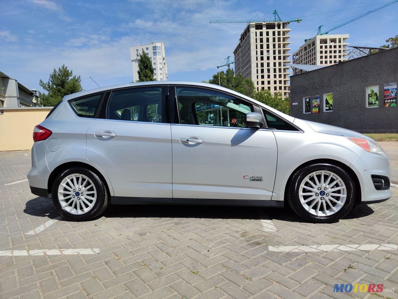 2012' Ford C-MAX photo #2