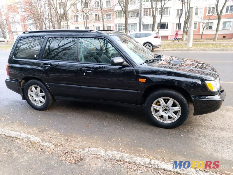 2000' Subaru Forester photo #3