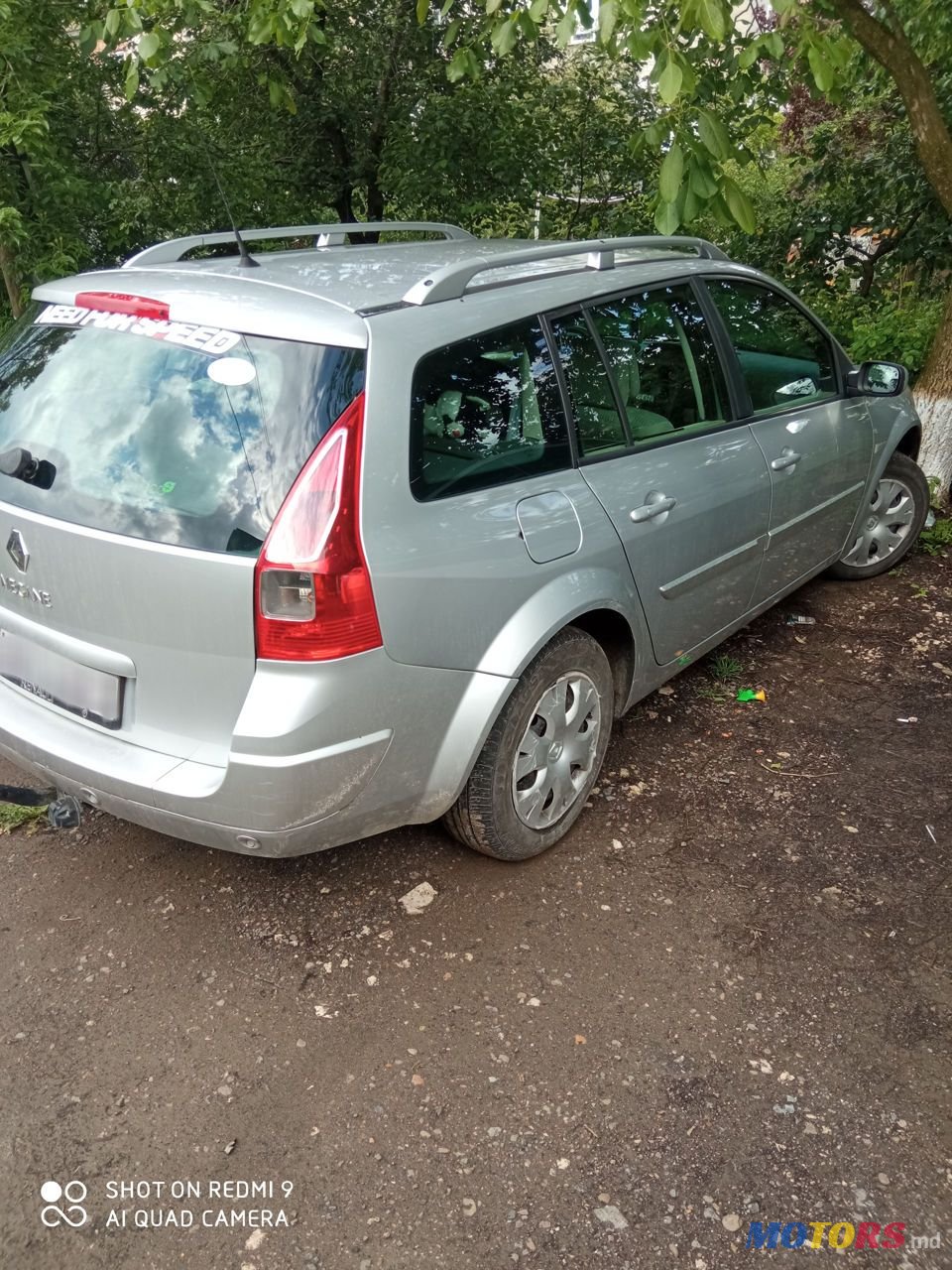 2008' Renault Megane photo #1