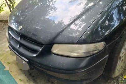 1999' Chrysler Voyager