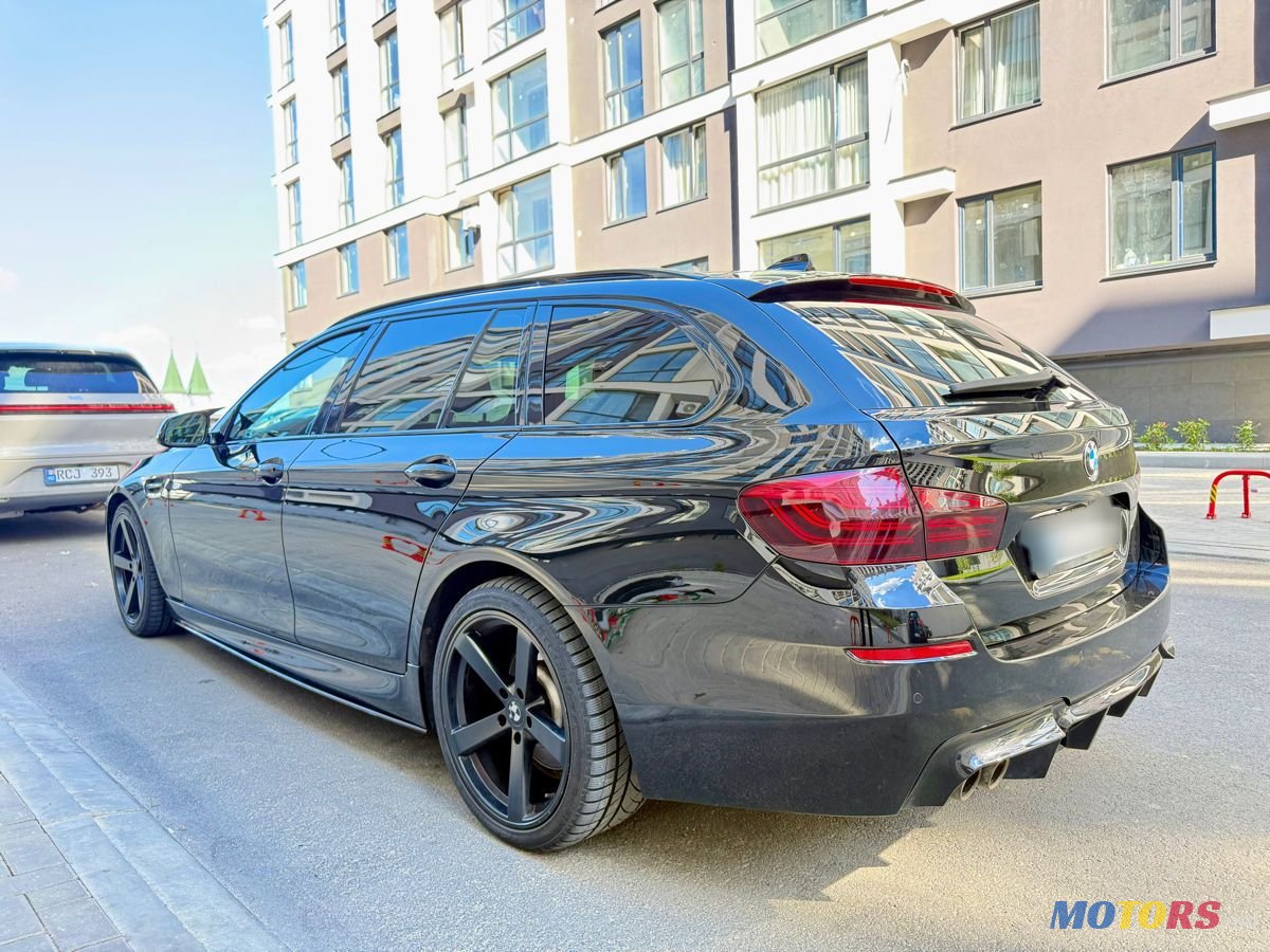 2016' BMW 5 Series photo #4