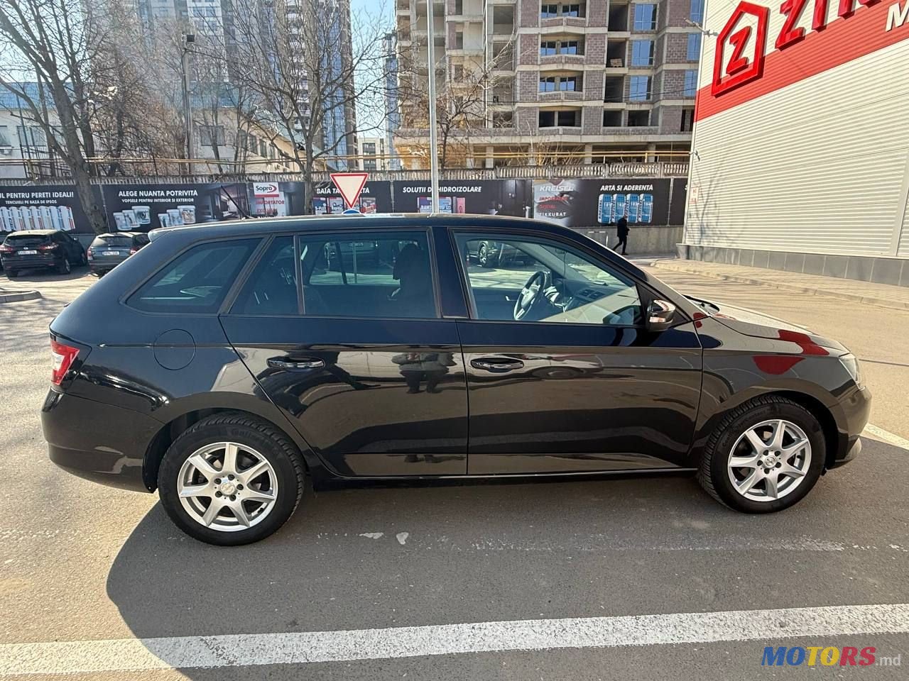 2015' Skoda Fabia photo #6