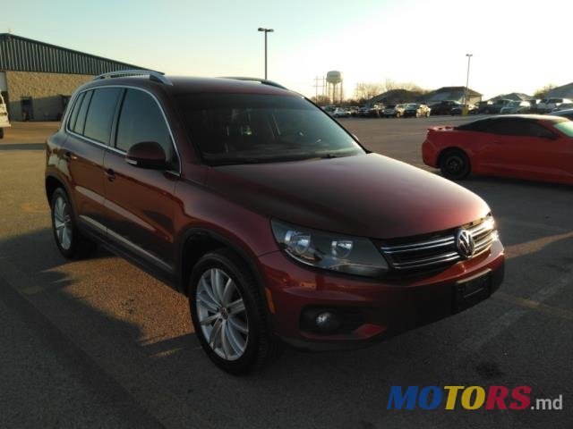 2013' Volkswagen Tiguan photo #2