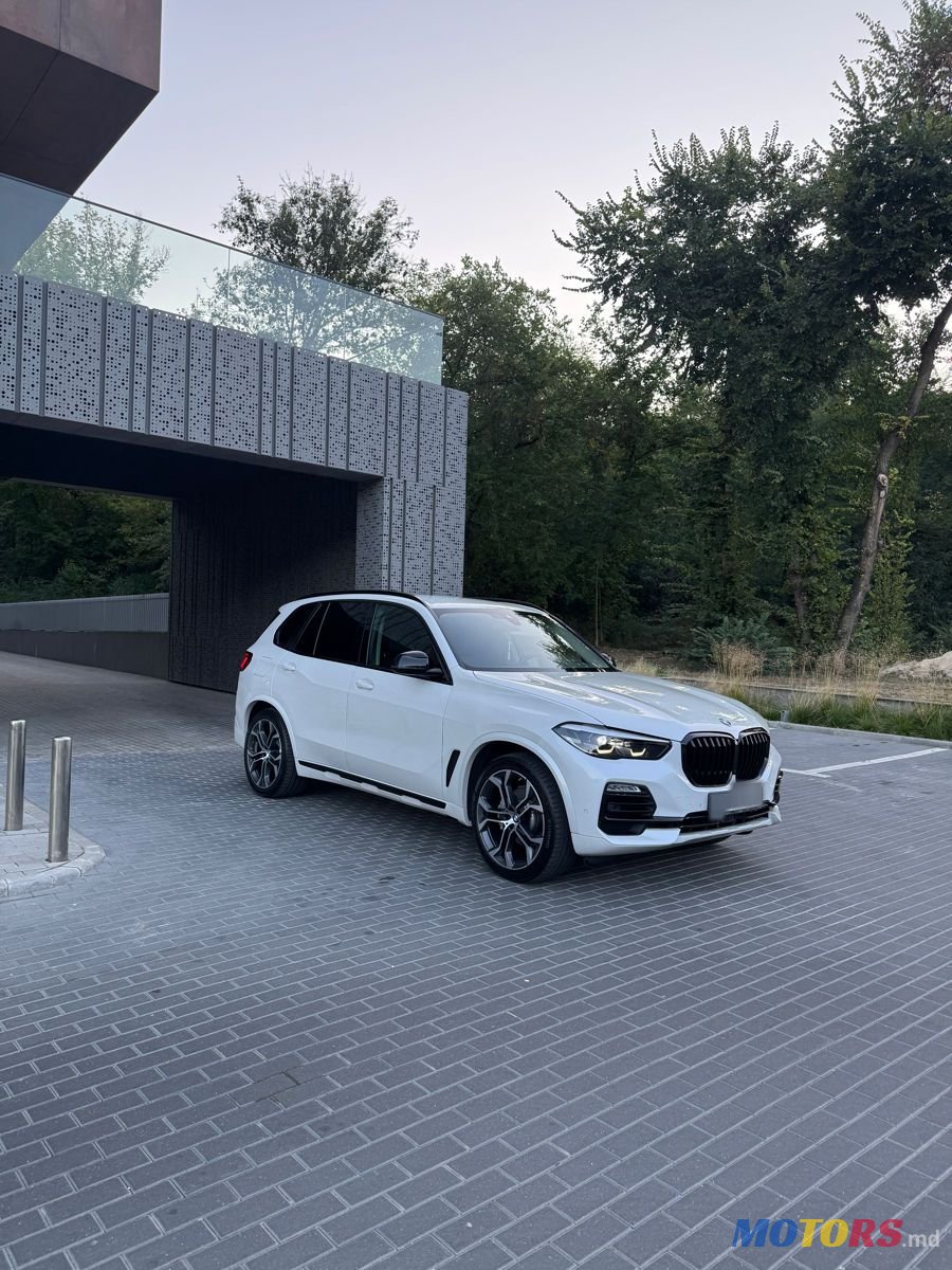 2019' BMW X5 photo #2