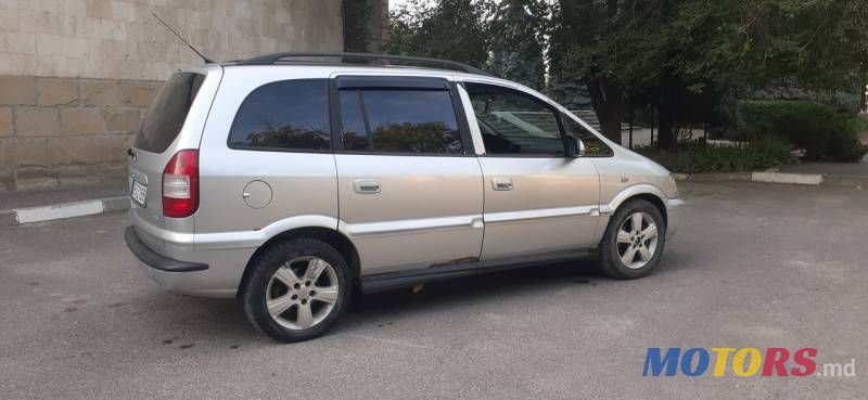 2004' Opel Zafira photo #4