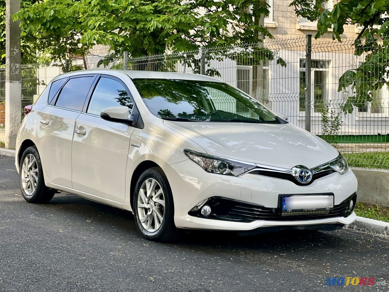2016' Toyota Auris photo #1
