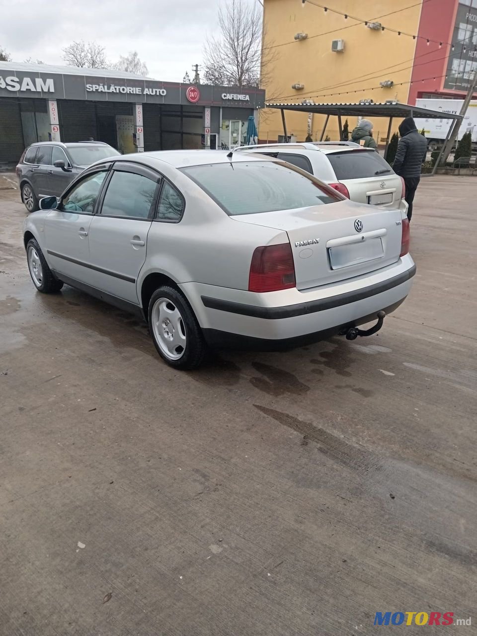 2000' Volkswagen Passat photo #2