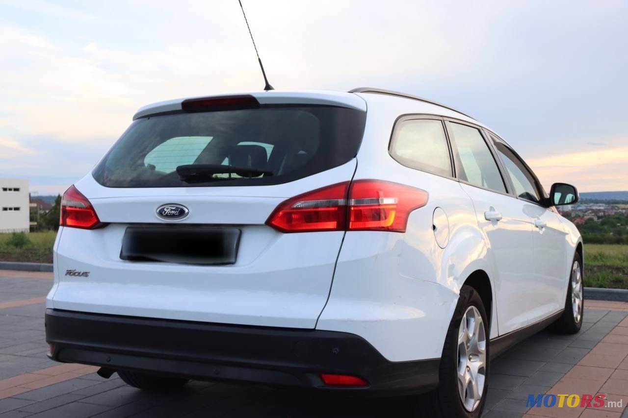 2015' Ford Focus photo #6