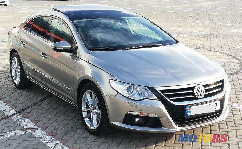 2010' Volkswagen Passat CC photo #1