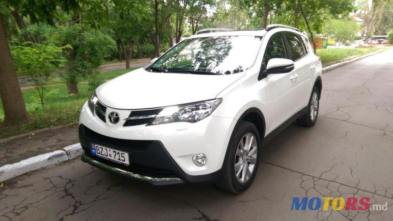2014' Toyota RAV4 photo #1
