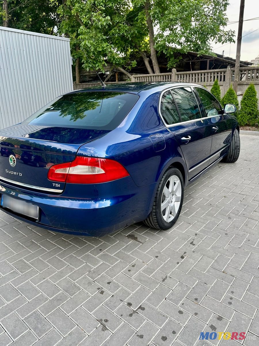 2009' Skoda Superb photo #5