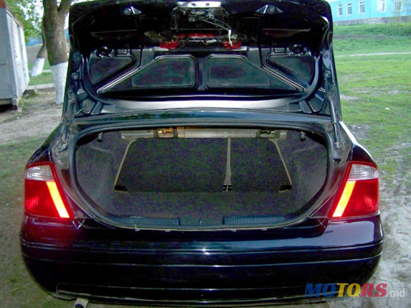 2005' Ford Focus photo #2