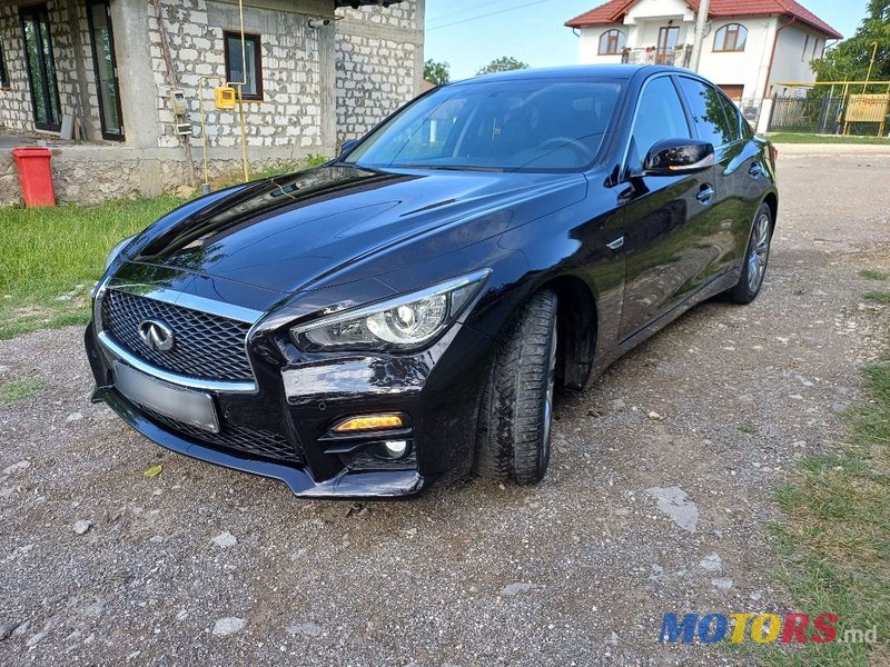 2016' Infiniti Q50 photo #2