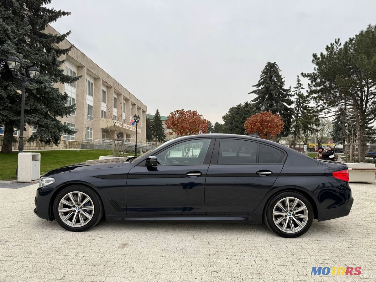 2017' BMW 5 Series photo #5