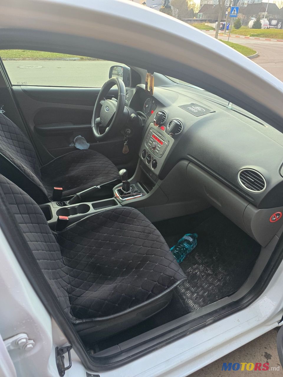 2008' Ford Focus photo #5