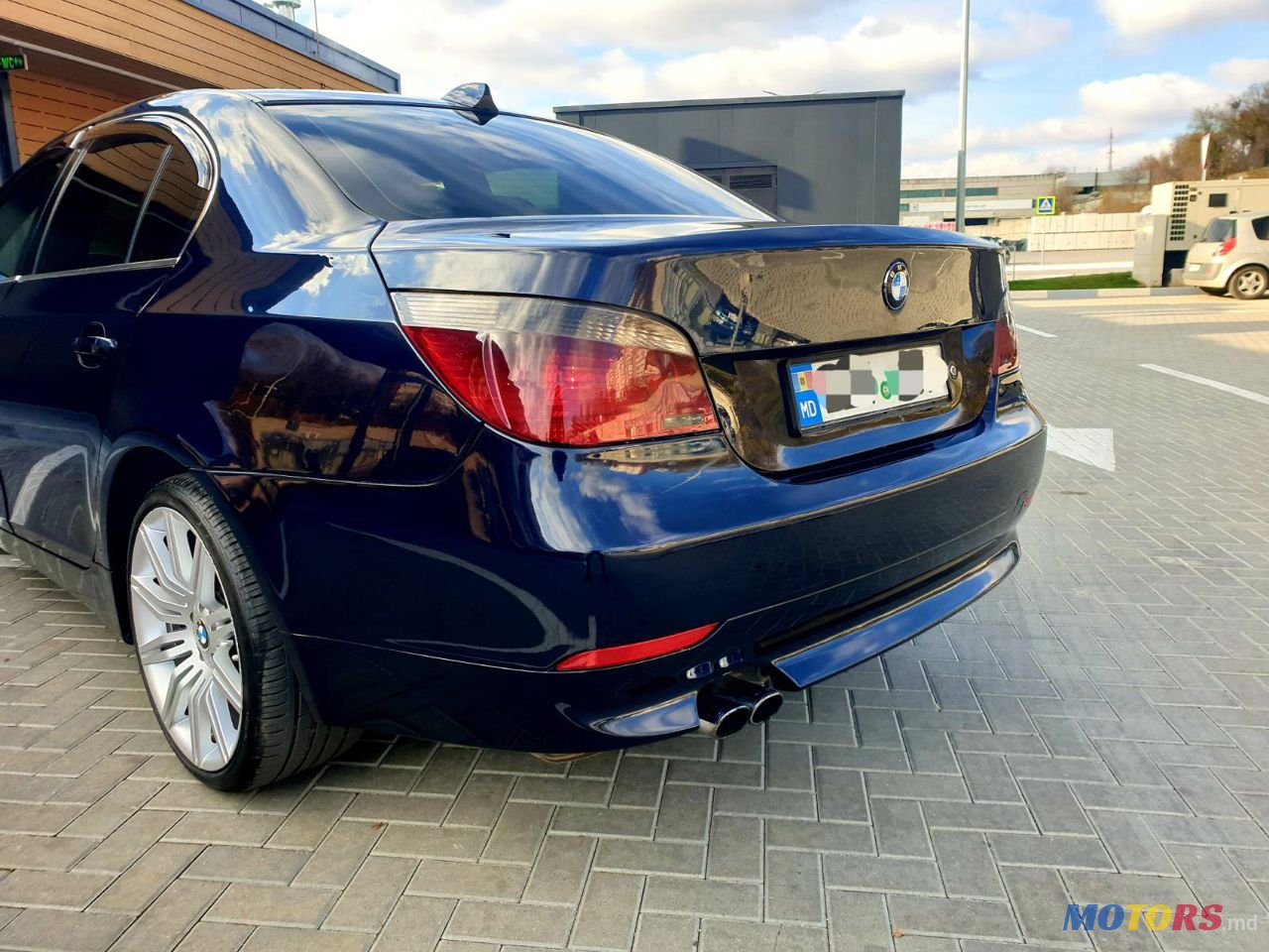 2004' BMW 5 Series photo #6