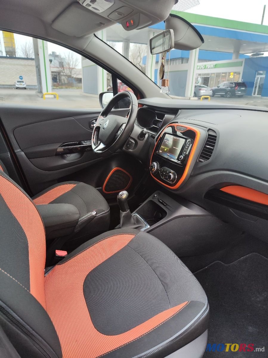 2014' Renault Captur photo #5