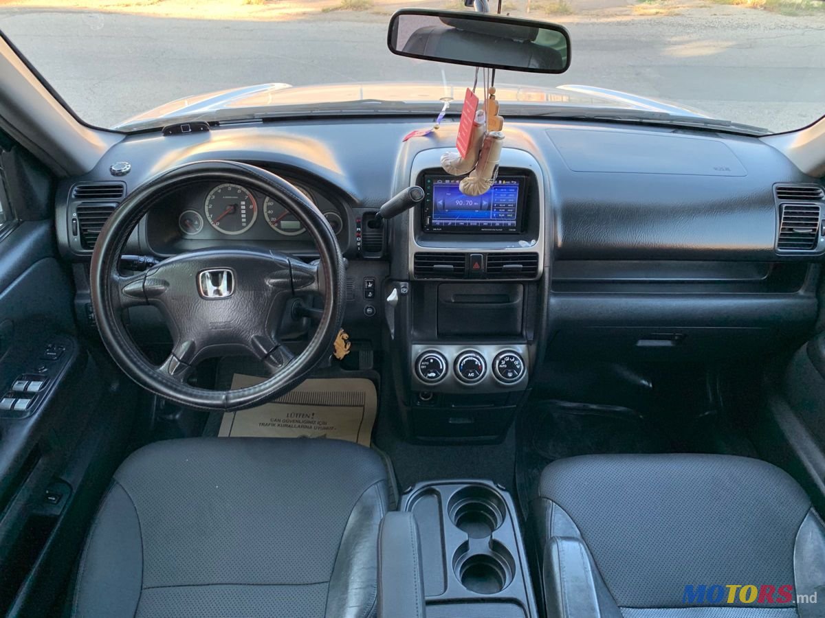 2005' Honda CR-V photo #5