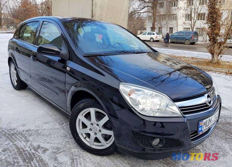 2010' Opel Astra photo #1