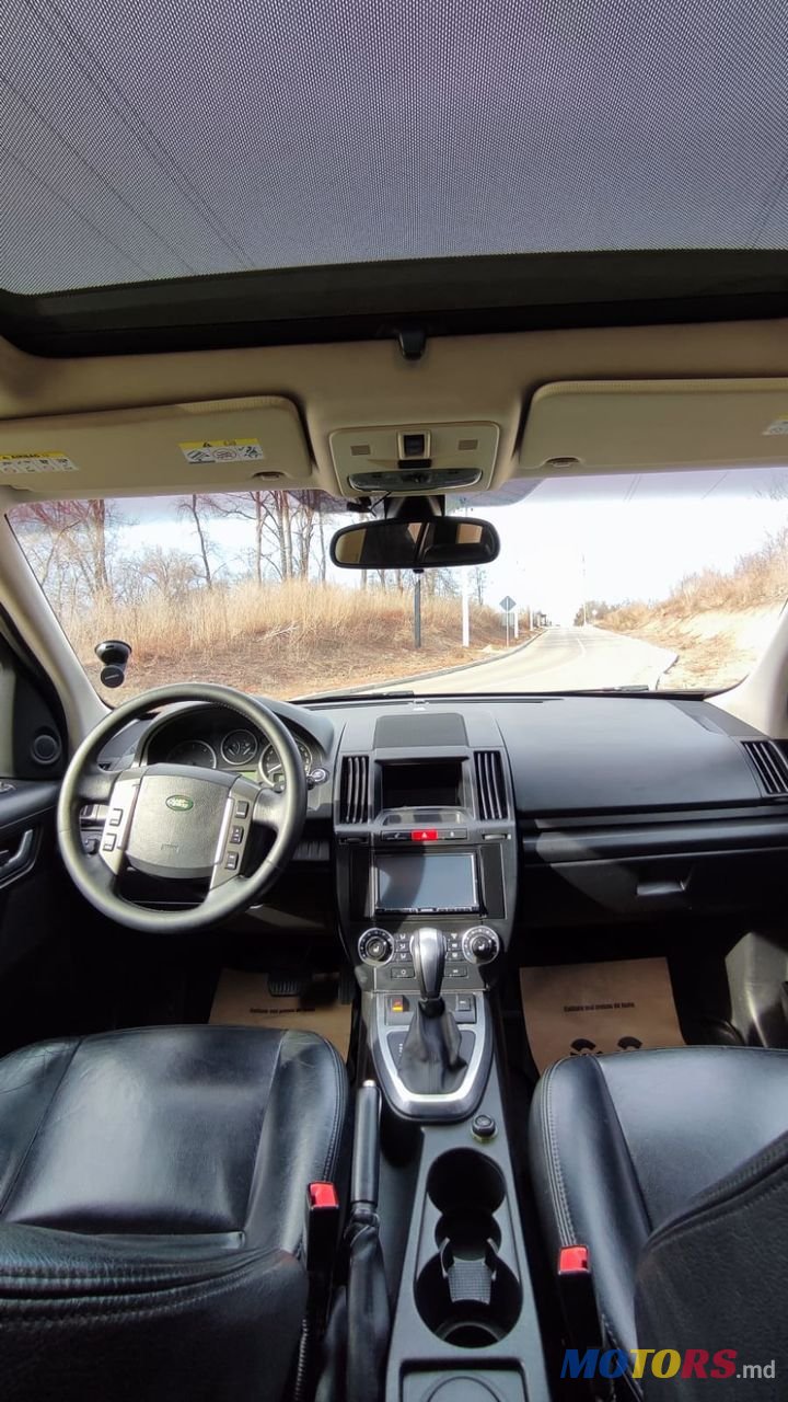 2009' Land Rover Freelander photo #4