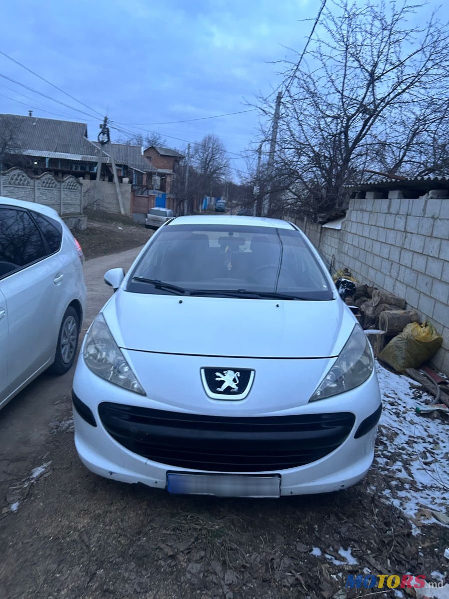 2007' Peugeot 207 photo #2