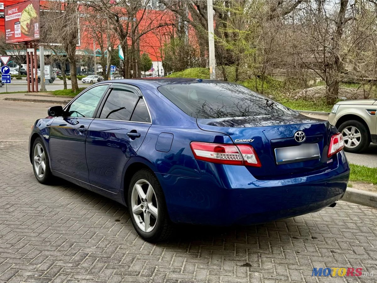 2011' Toyota Camry photo #6