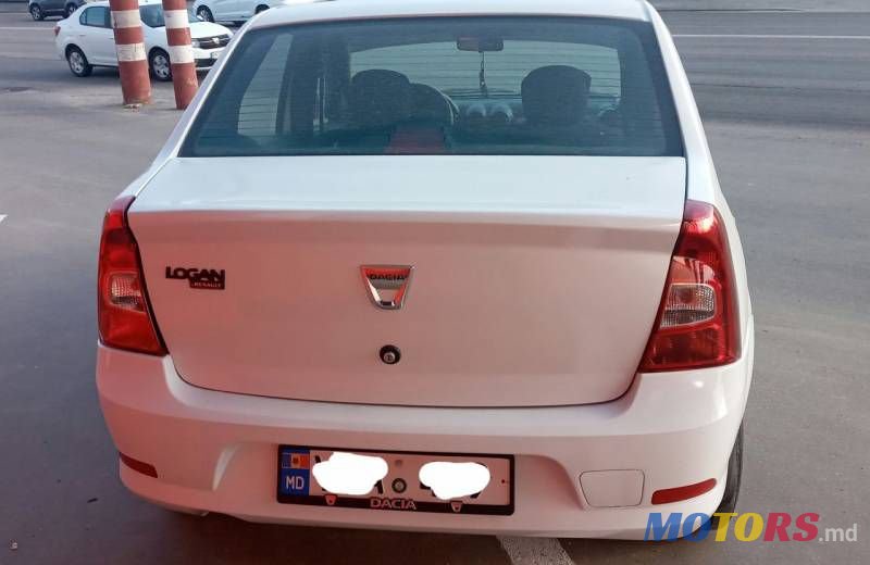 2011' Dacia Logan photo #5