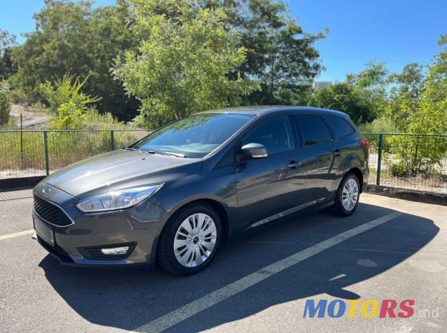 2016' Ford Focus photo #4