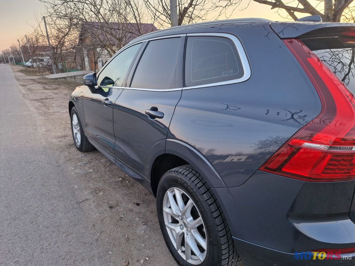 2019' Volvo XC60 photo #6