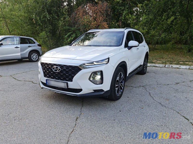 2019' Hyundai Santa Fe photo #1
