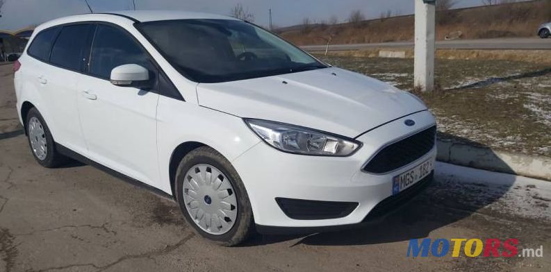2016' Ford Focus photo #3