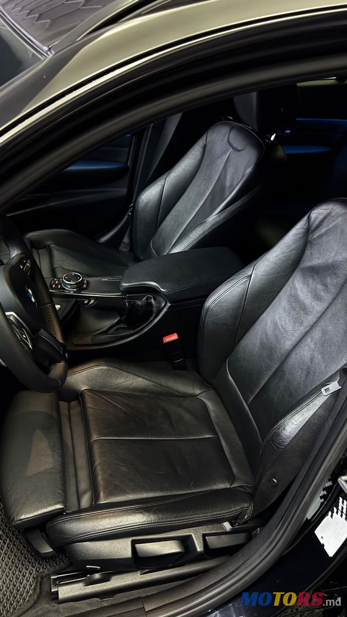 2013' BMW 3 Series Touring photo #6