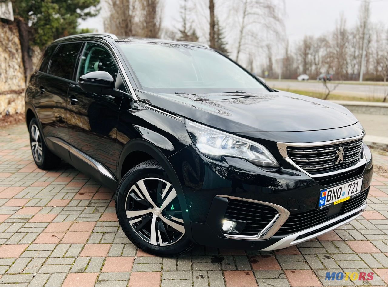 2019' Peugeot 5008 photo #3