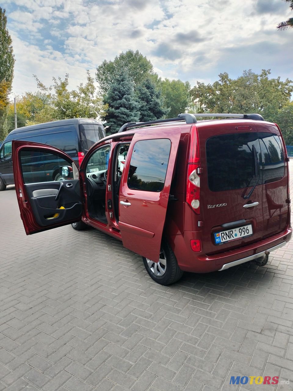 2011' Renault Kangoo photo #6