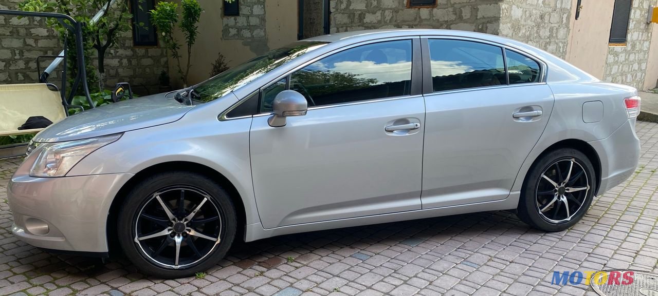 2009' Toyota Avensis photo #4