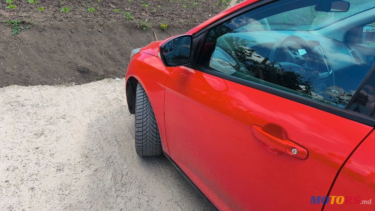 2015' Ford Focus photo #6