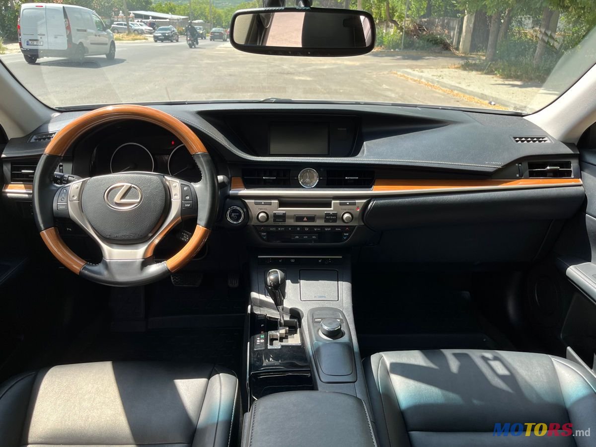 2012' Lexus Es Series photo #6