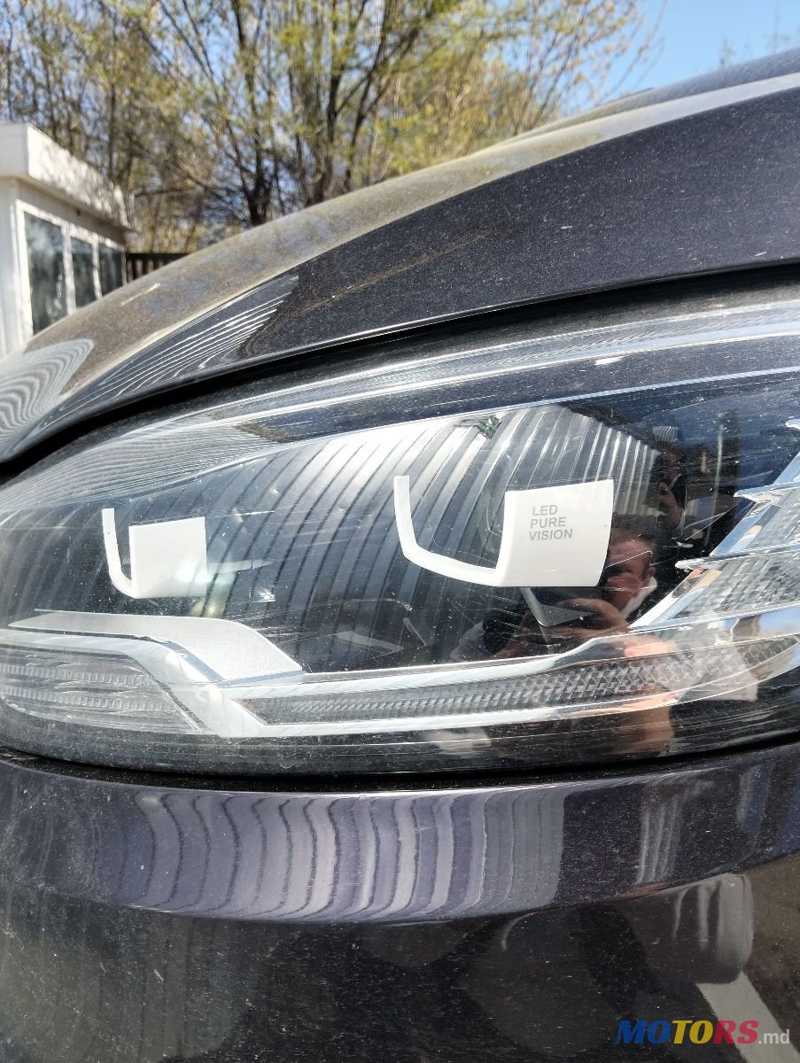 2018' Renault Grand Scenic photo #3
