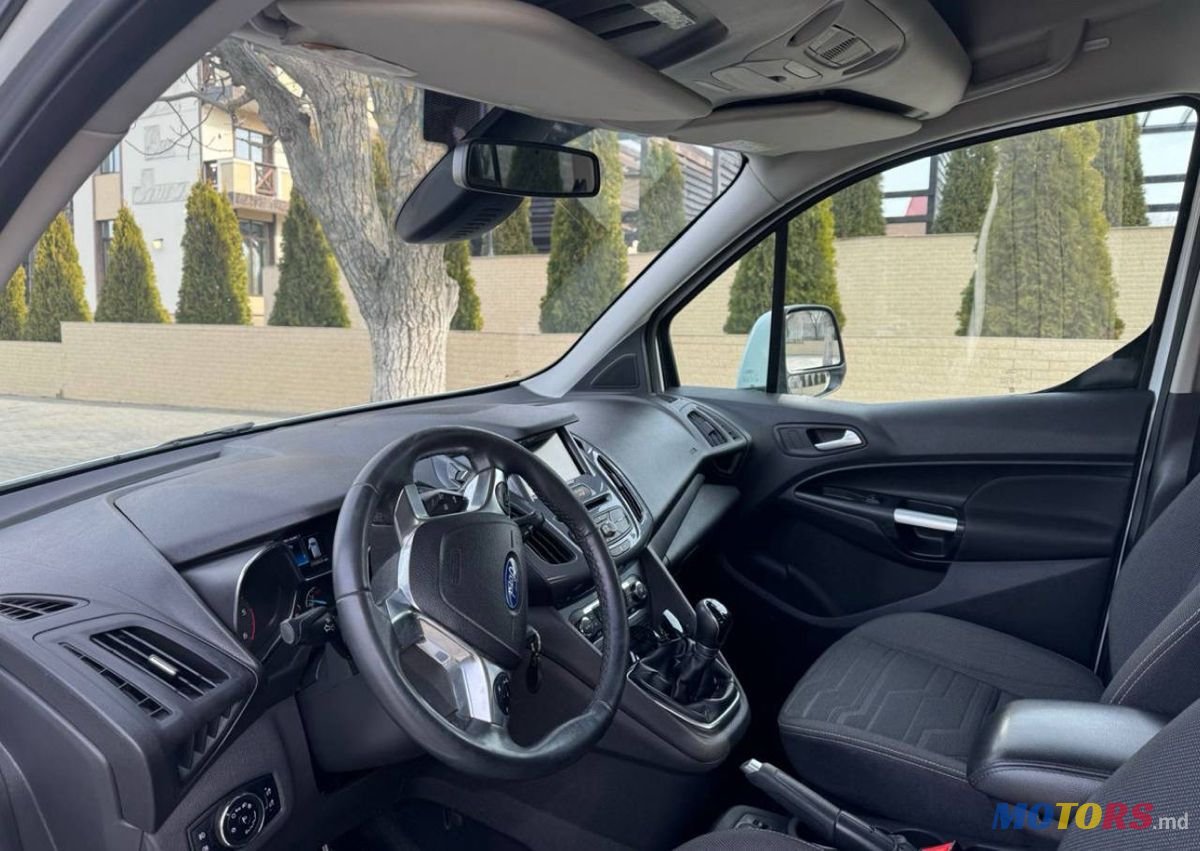 2015' Ford Tourneo Connect photo #5