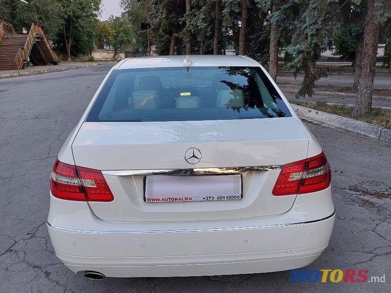 2012' Mercedes-Benz E-Class photo #5