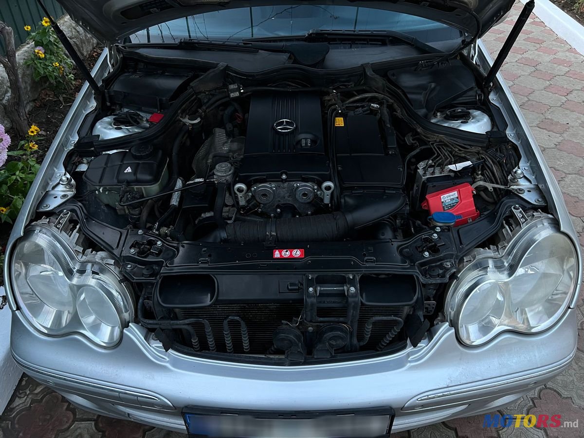 2007' Mercedes-Benz C-Class photo #4